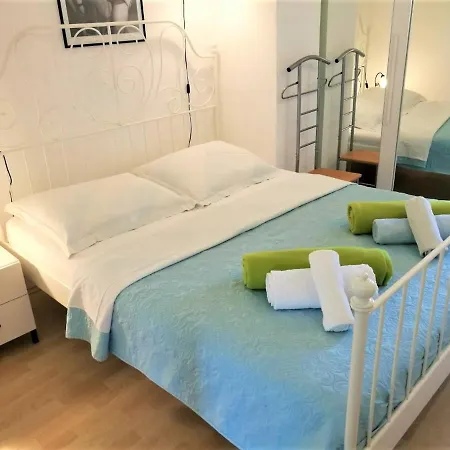 By The Sea Betina, Murter - 16742 Apartment